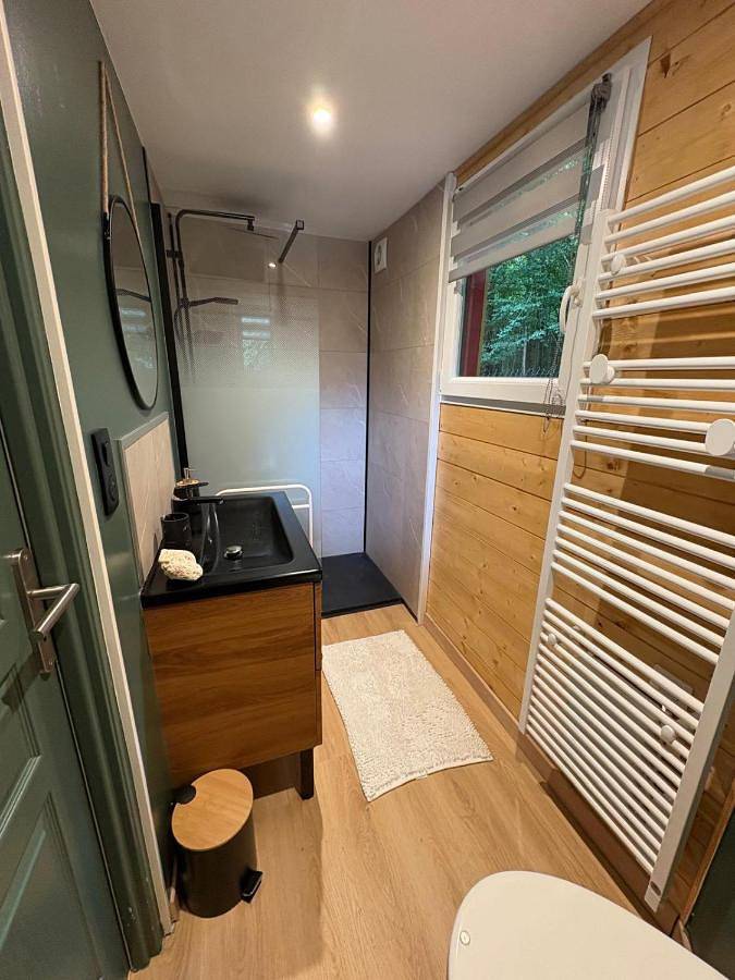 Gîte pour 5 personnes, avec vue ainsi que vue sur le lac et jardin, animaux acceptés à Étival-Clairefontaine - 2