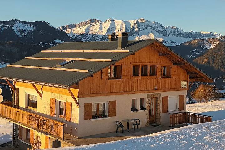 Chalet pour 5 personnes, avec jardin et terrasse à Crest-Voland