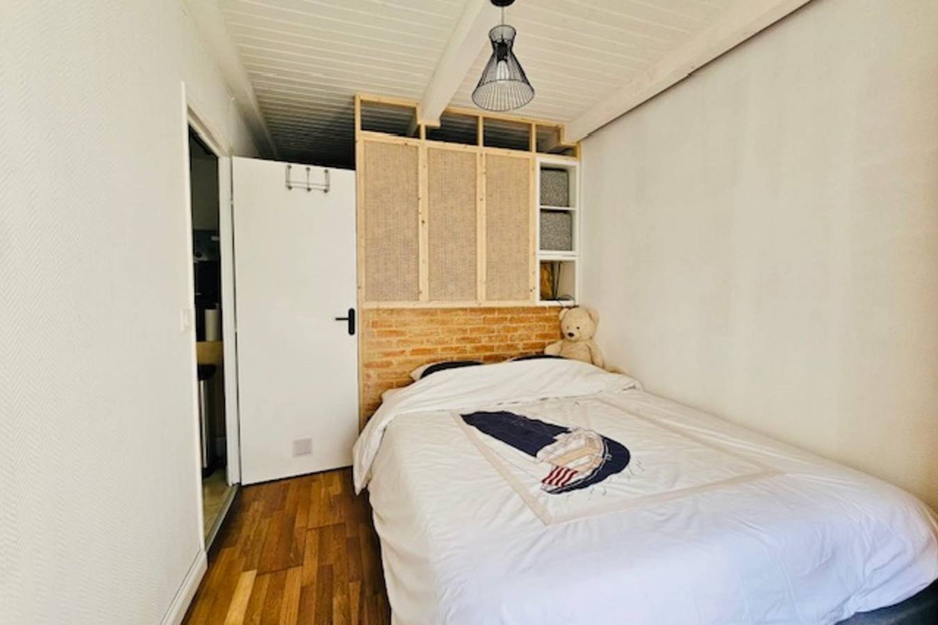 Appartement entier, Appartement proche vieux port La Rochelle in La Rochelle, Région de La Rochelle