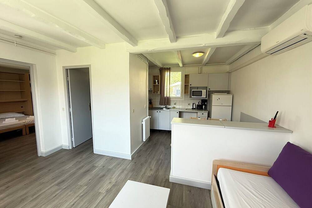 Apartamento entero, Cozy T2 cottage with private terrace in La Roque-sur-Pernes, Vaucluse