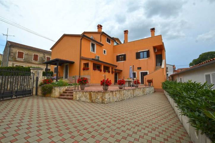 Ganze Wohnung, Gelassenheit gewohnte Wohnung in Rovinjsko Selo, Rovinj