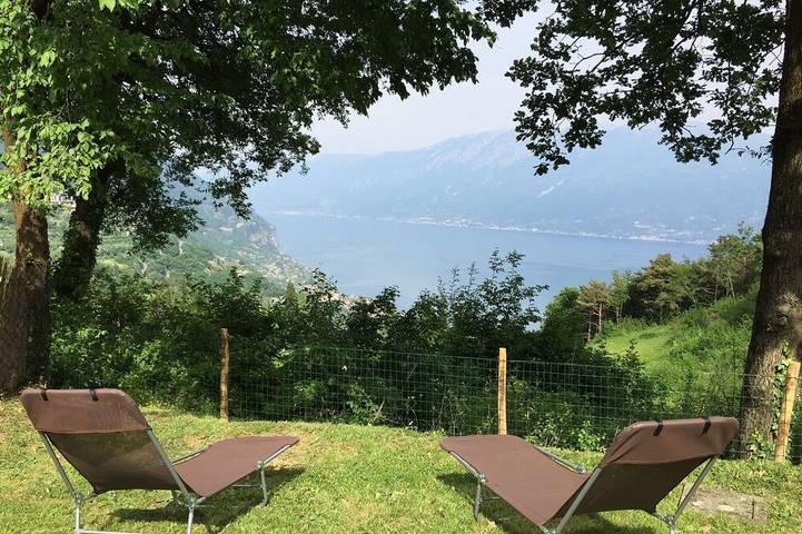 Ferienhaus für 7 Personen, mit Balkon und Garten in Gargnano