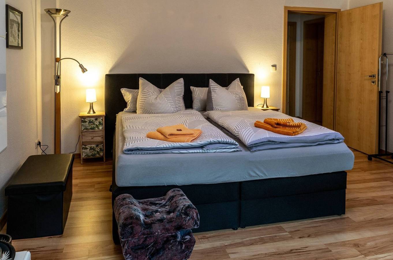 Ganze Wohnung, Ferienwohnung 'Moderne Ferienwohnung In Der Stadt' mit Balkon und Wlan in Forst (Lausitz), Lausitz