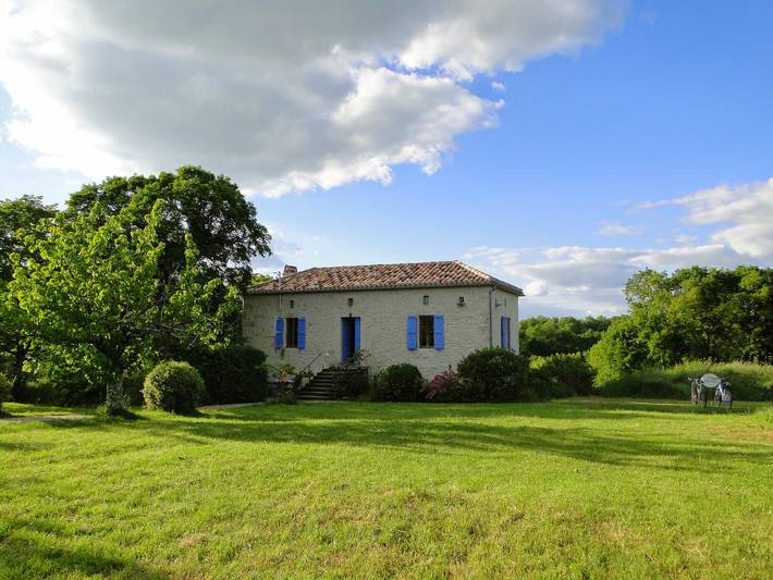 Gîte pour 7 personnes, avec piscine à Montaigu-de-Quercy