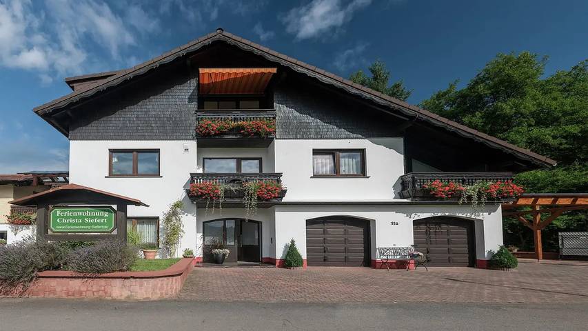 Ferienwohnung für 7 Personen, mit Garten, mit Haustier in Mossautal