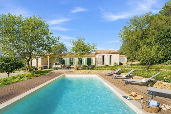 Chalet para 8 personas, con piscina y jardín - 1