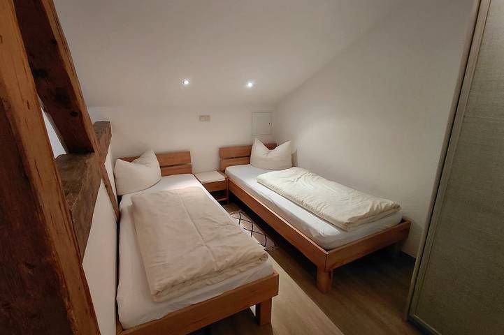 Ganze Wohnung, Appartementzimmer Nr. 9 in Neuötting, Landkreis Altötting