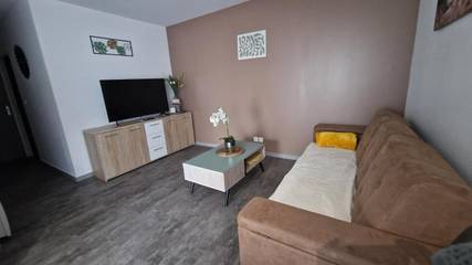Gîte pour 6 personnes, avec jardin à Troarn