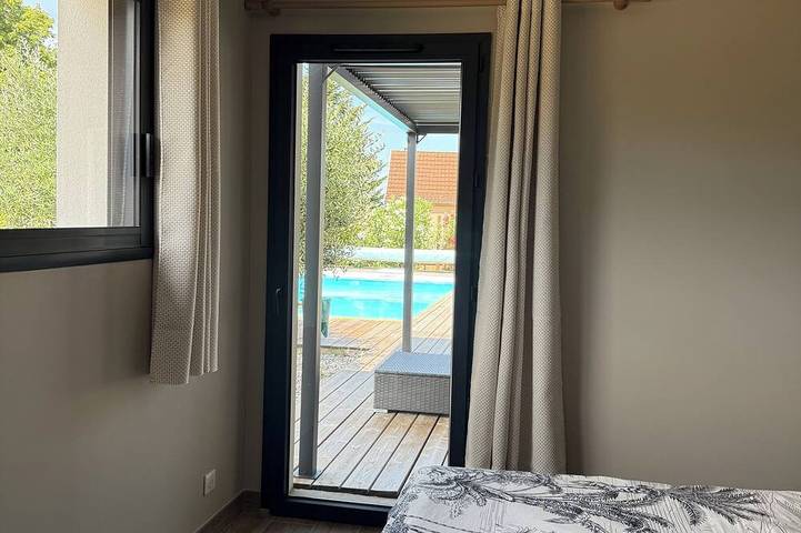 Location de vacances pour 7 personnes, avec jacuzzi ainsi que jardin et terrasse, animaux acceptés à Champcevinel - 4