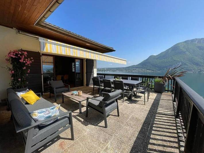 Casa de vacaciones para 9 personas, con vistas además de vistas al lago y jardín, Se admiten mascotas - 1