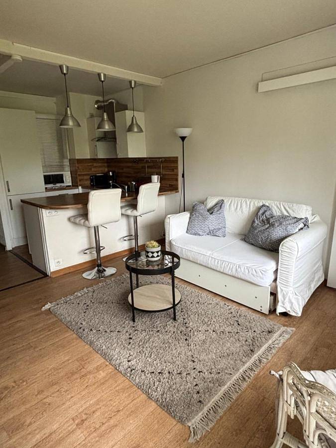 Gîte pour 3 personnes, avec vue et terrasse dans Casino de Greoux les Bains - 3