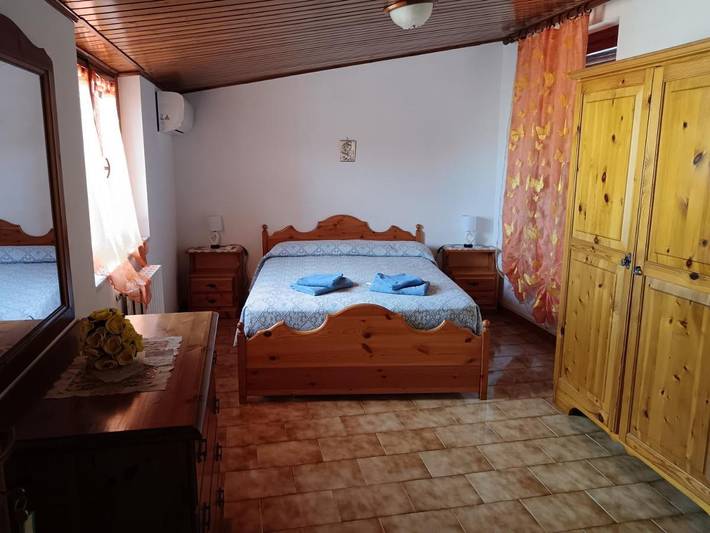 Chambre d’hôte pour 2 personnes, avec terrasse ainsi que vue et jardin dans Dorgali - 2