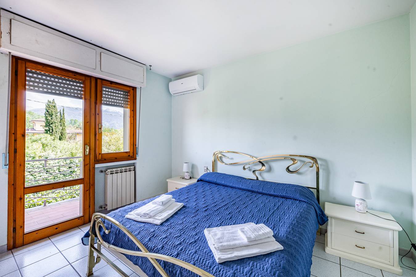 Entire apartment, La Chimera 700m from sea in Marina di Massa, Massa