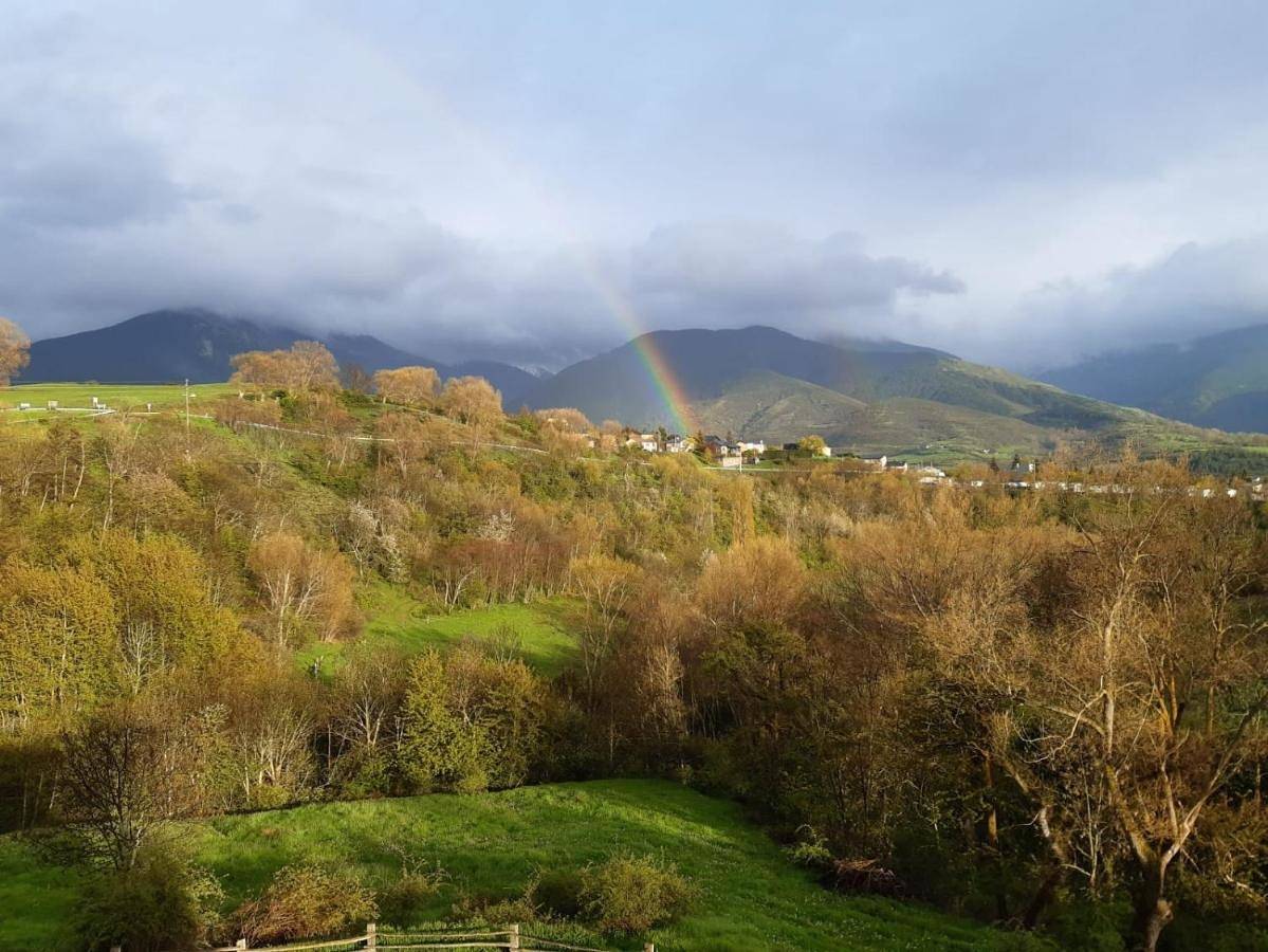 Family Room with Mountain View in Saillagouse, Parc naturel régional des Pyrénées catalanes