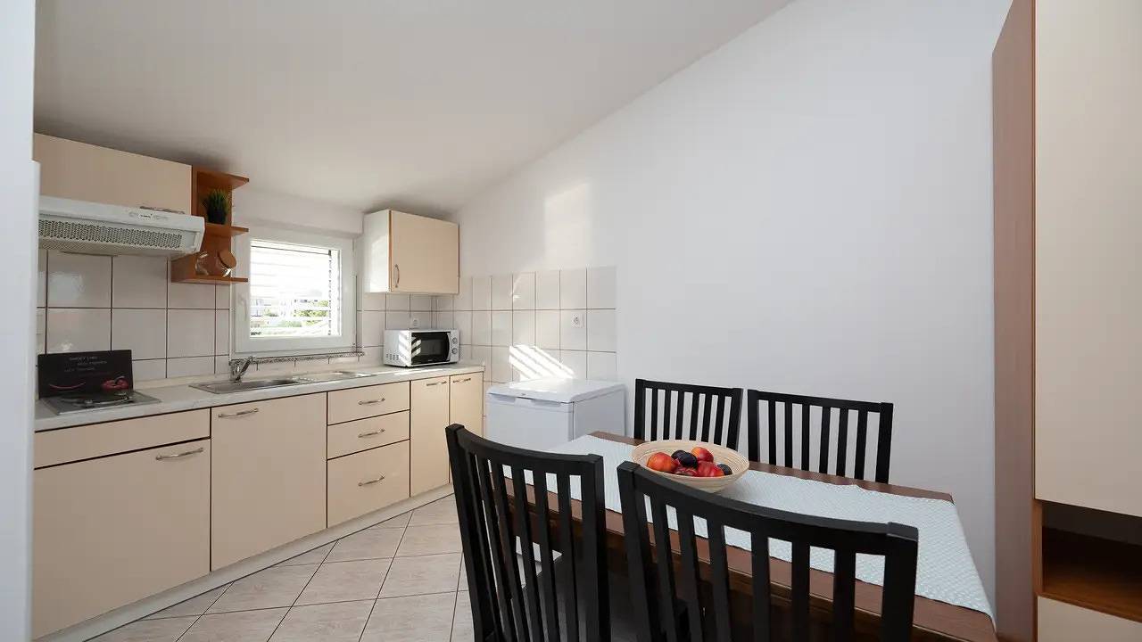 Ganzes Studio, Studio für 3 Personen (25 m²) in Sukošan in Sukosan, Zadar
