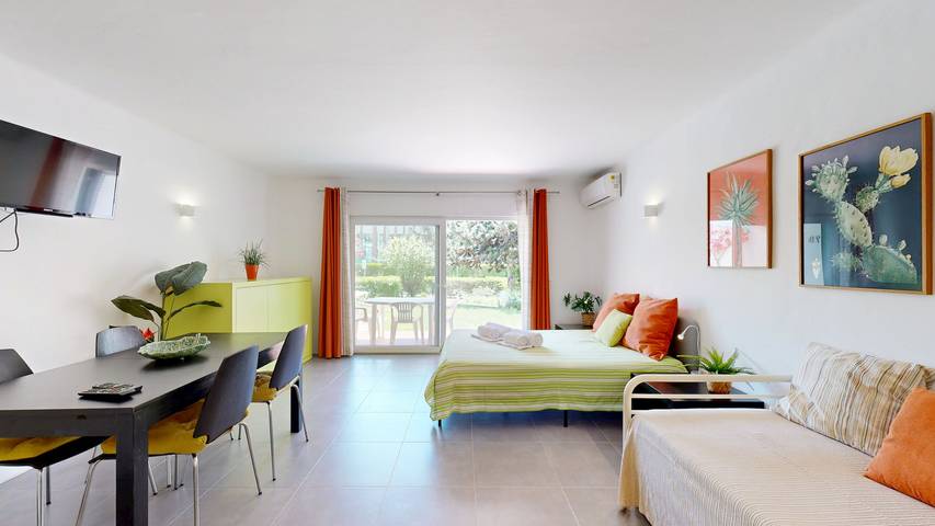 Gîte pour 3 personnes, avec jardin ainsi que balcon et bassin pour enfant à Albufeira - 2