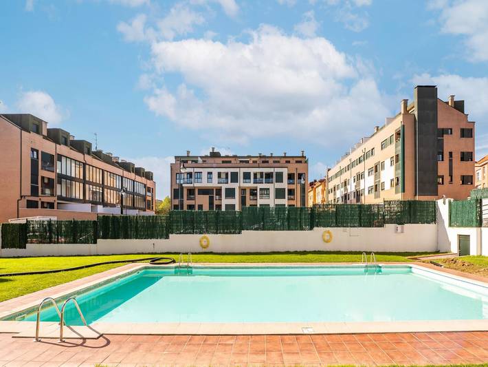 Gîte pour 4 personnes, avec balcon/terrasse et piscine à Llanes - 3