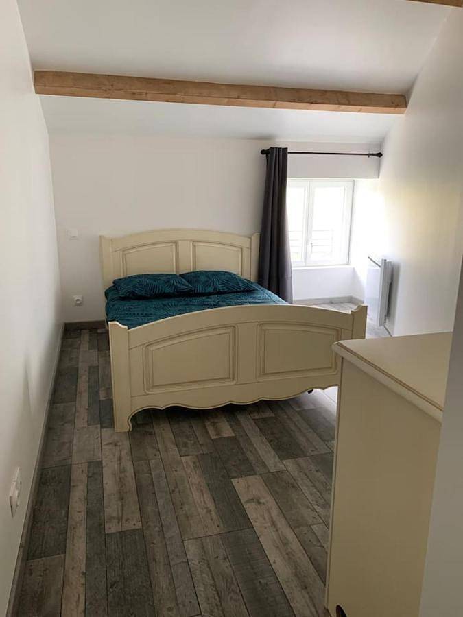 Location de vacances pour 6 personnes, avec terrasse à Cabariot - 3