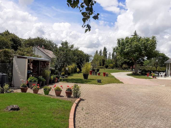 Gîte de charme avec jardin et parking privé près de Paris et Orléans in Oison, Région de Pithiviers