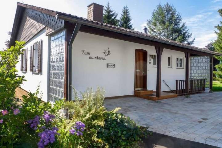 Ferienhaus für 6 Personen, mit Terrasse und Garten - 1