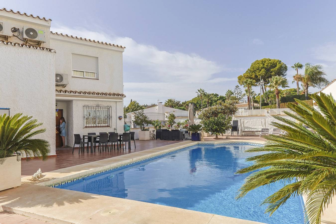 La Casa Blanca -holiday house with private swimmin in Sitio de Calahonda, Mijas