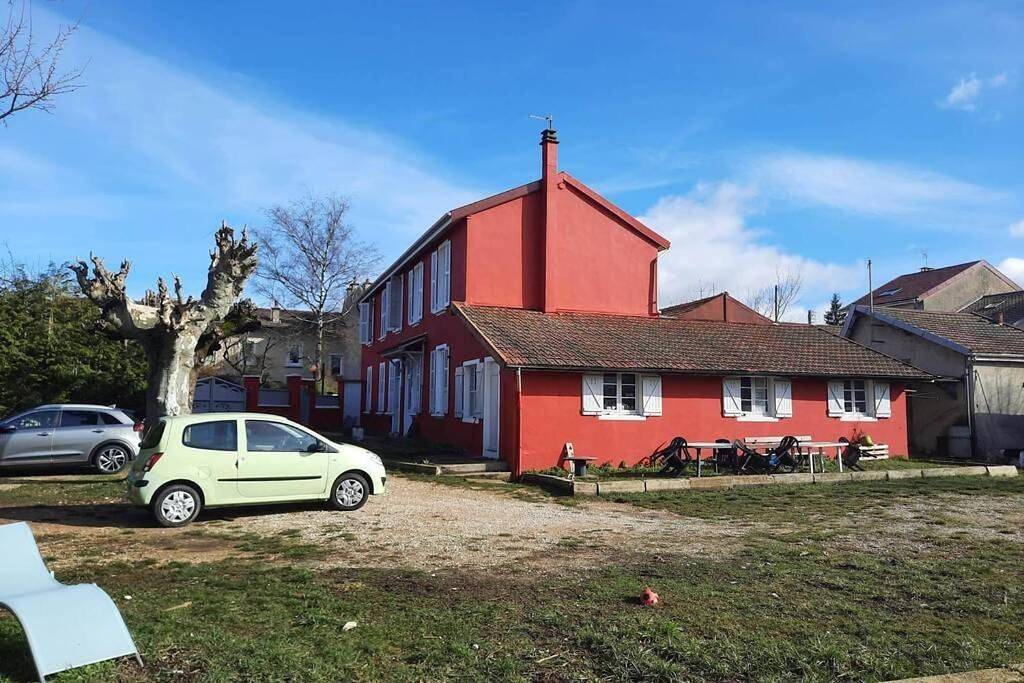 Appartement entier, Les lunettes d'Oyo 01 in Oyonnax, Nantua