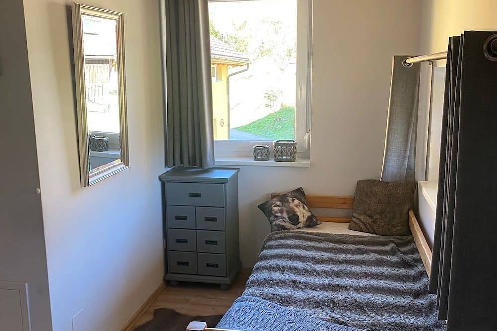 Neues Ferienhaus in drei Ländern, Österreich, Italien, Slowenien Einzigartige Lage! in Karawanken und Bachergebirge, Marktgemeinde Arnoldstein