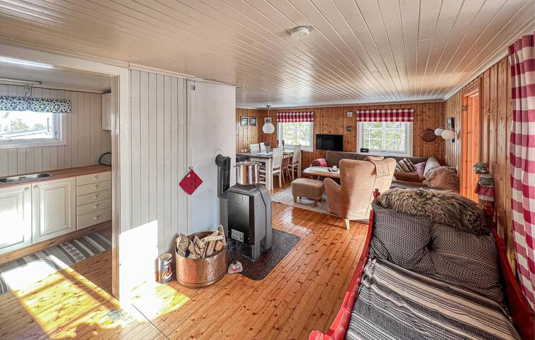 Feriehus for 6 personer med terrasse in Hamar kommune