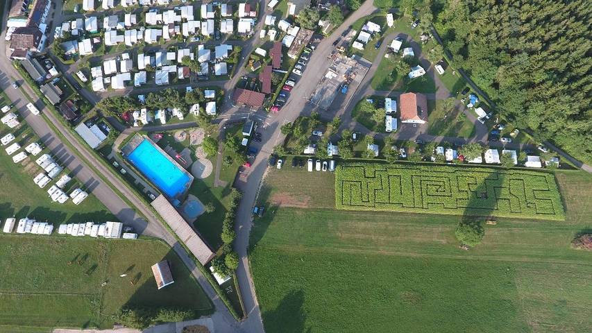Camping für 4 Personen, mit Garten und Terrasse in Baden-Württemberg - 3