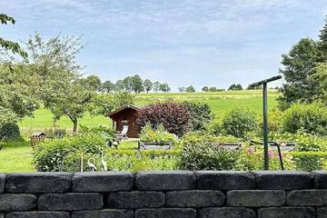 Ferienhaus für 4 Personen, mit Garten in Kall