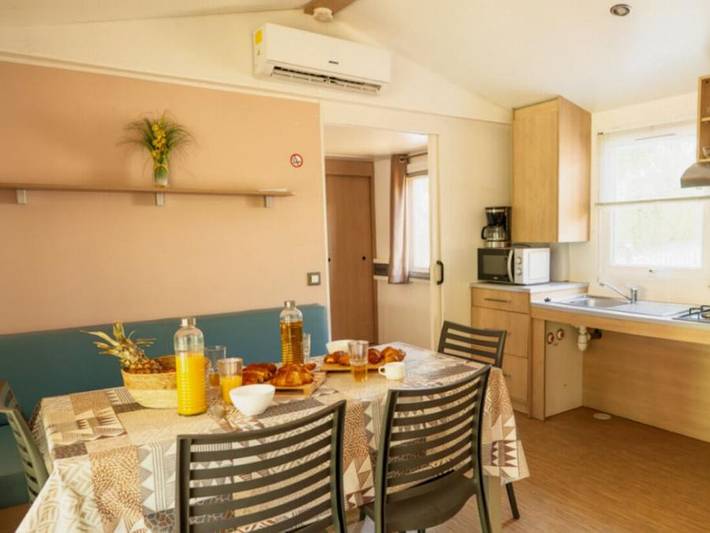 Camping pour 4 personnes, avec Bassin pour enfant à Vic-la-Gardiole
