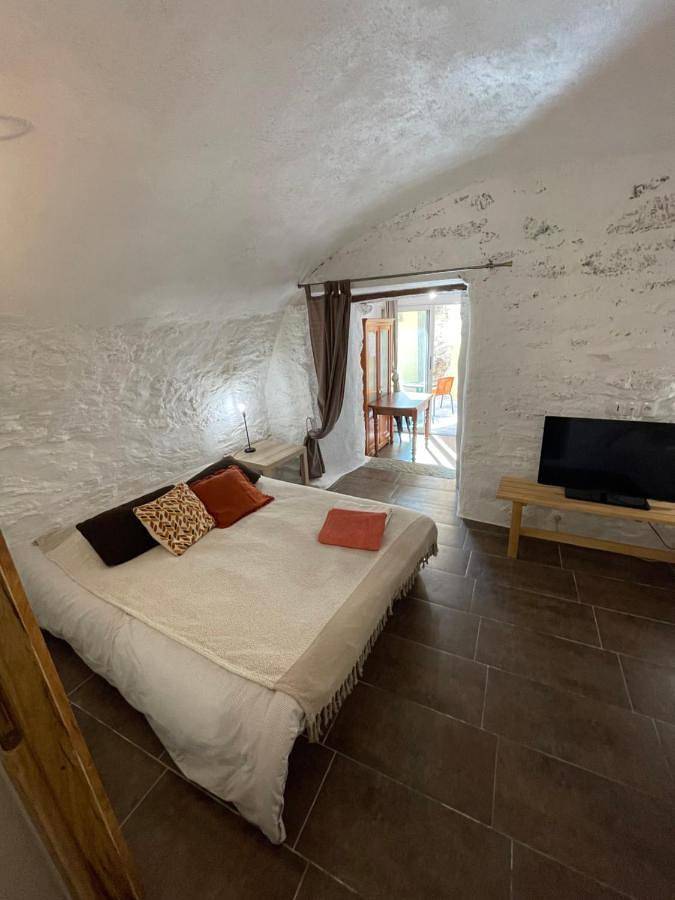 Appartement entier, La Corse authentique et rurale in Castifao, Parc naturel régional de Corse