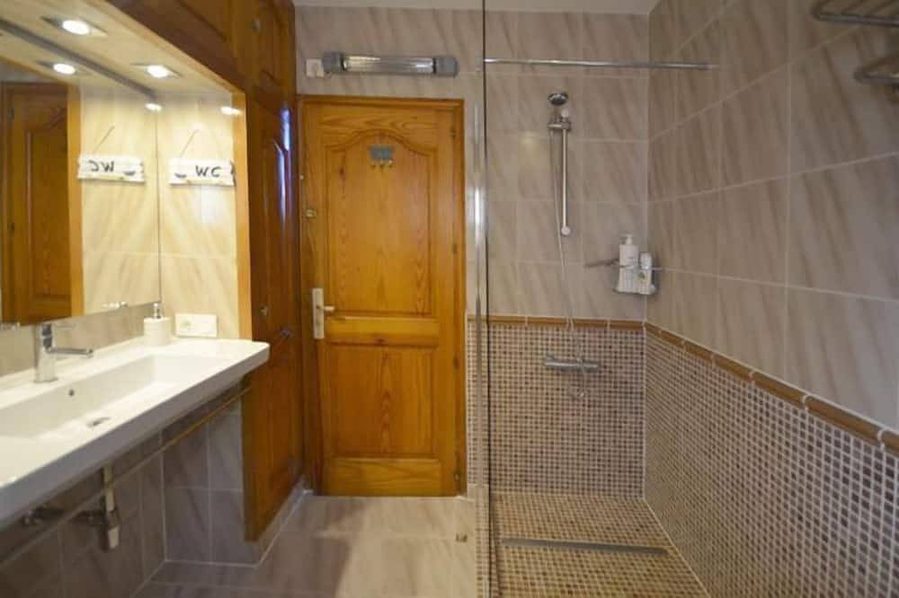 Holiday rental townhouse with swimming pool in Begur, Centre in Begur, Costa Brava