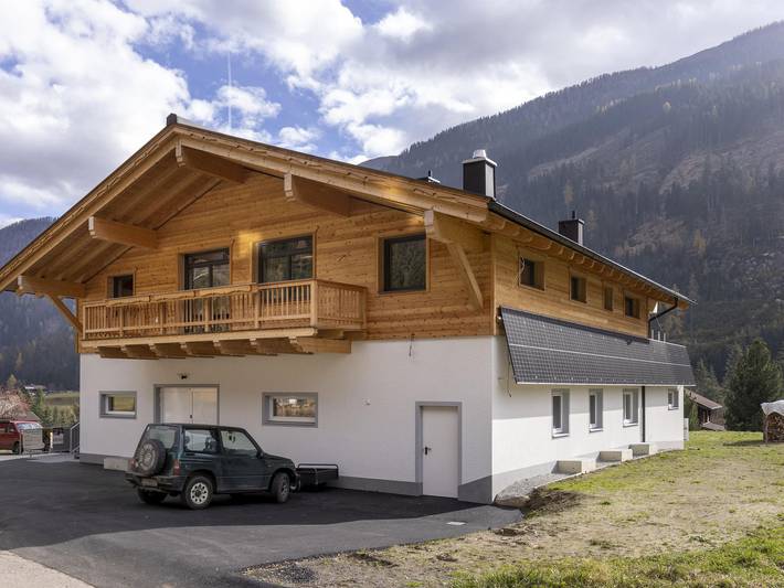 Ferienwohnung für 4 Personen, mit Balkon und Garten, kinderfreundlich in St. Veit in Defereggen