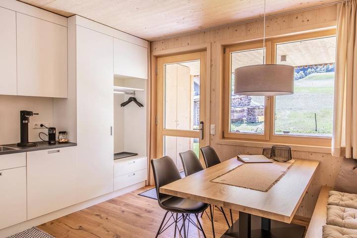 Ferienwohnung für 4 Personen, mit Terrasse und Garten sowie Ausblick in Mellau