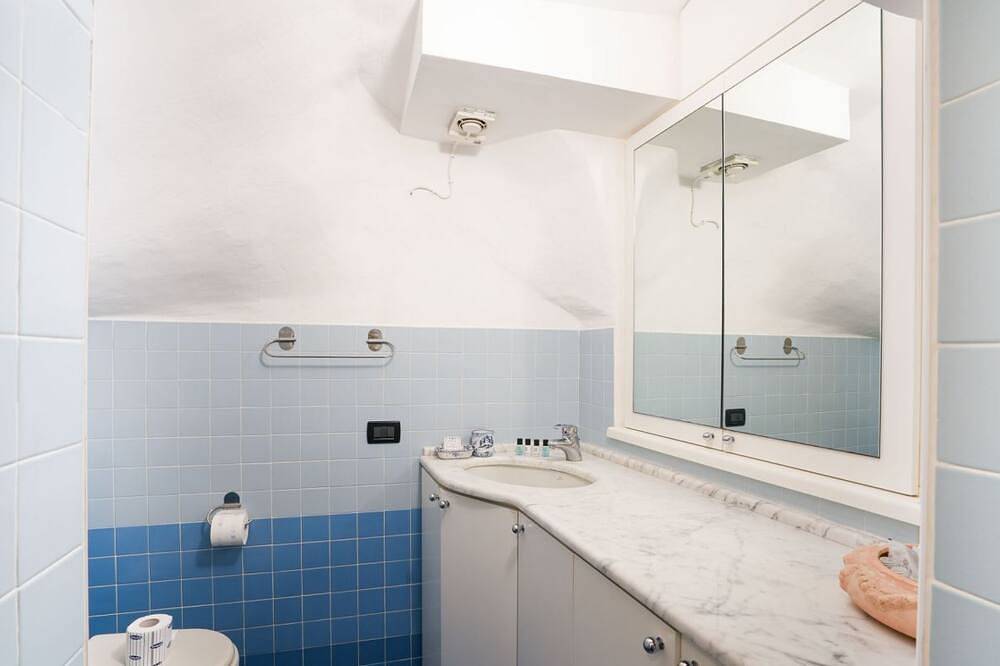 Entire apartment, Noli Center Apartment in Noli, Riviera di Ponente