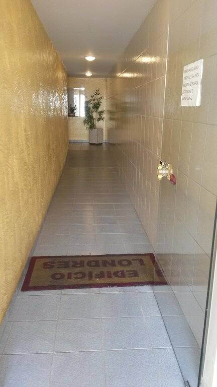 Ganze Wohnung, Apt mit luftgekühlten 2 Schlafzimmer, möbliert, Garajem, 200 m vom Strand entfernt, 8 Personen in Guarapari, Região Metropolitana da Grande Vitória