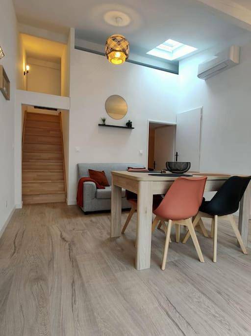 Appartement entier, Au cœur des vignes Moulin à Vent in La Chapelle-de-Guinchay, Beaujolais