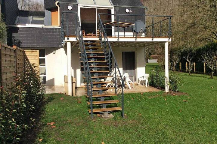 Location de vacances pour 3 personnes, avec jardin à Ganzeville