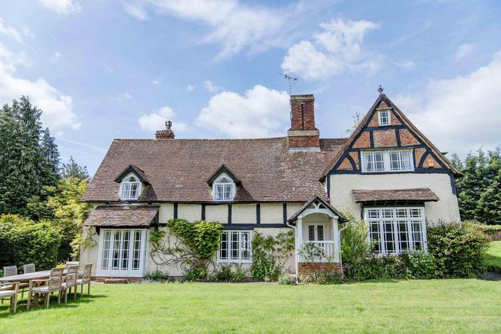 Holiday rental for 13 people, with Terrace and Garden as well as View in Evesham