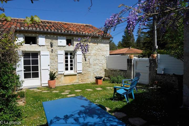 Gîte pour 2 personnes, avec jardin à Soyaux - 3