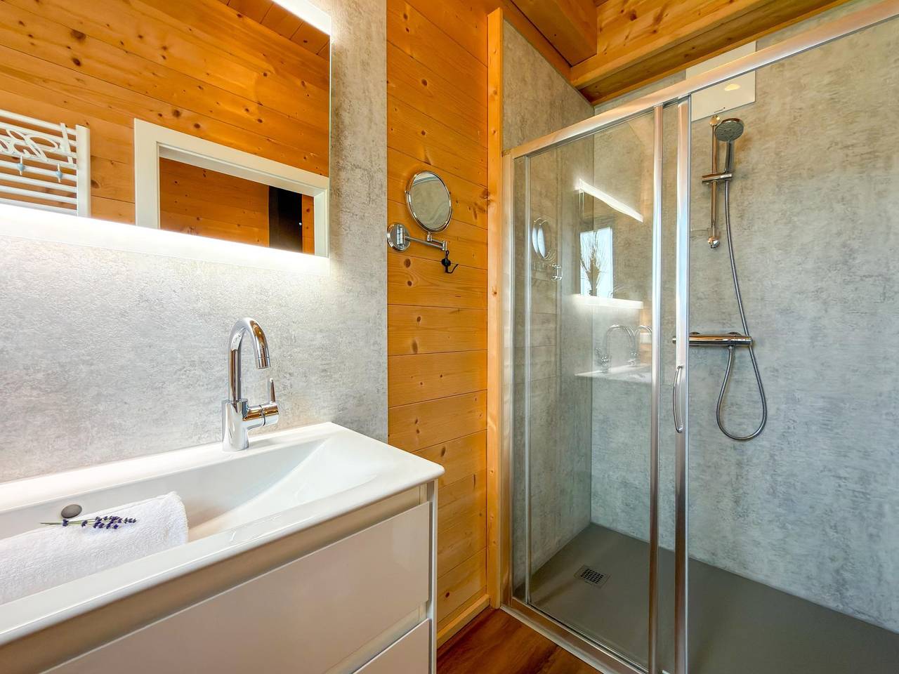 Gemütliches Ferienhaus Nahe Nassfeld Skigebiet in Hermagor-Pressegger See, Bezirk Hermagor