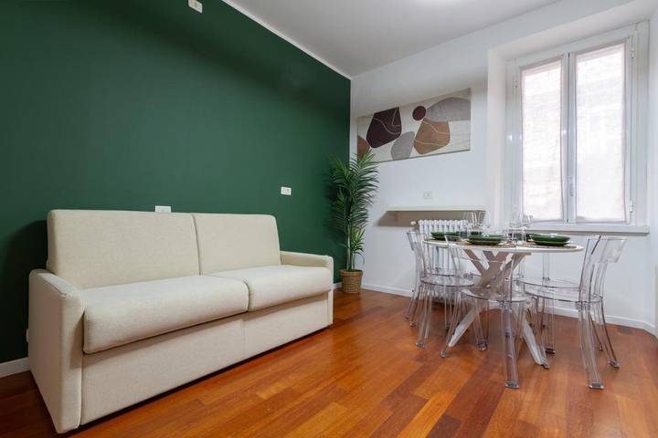 Ferienwohnung für 6 Personen, mit Balkon und Seeblick sowie Ausblick in Mailand - 3