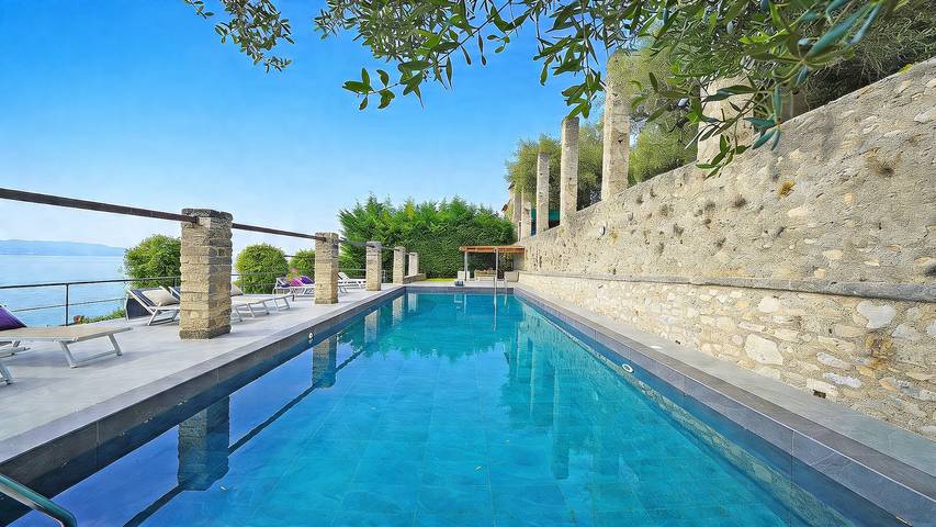 Villa für 8 Personen, mit Seeblick und Garten sowie Terrasse in Gargnano - 2