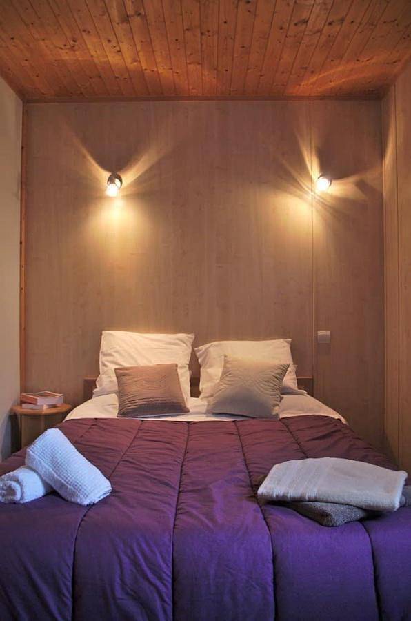 Gîte pour 5 personnes, avec vue et jardin à La Chapelle-Taillefert - 2