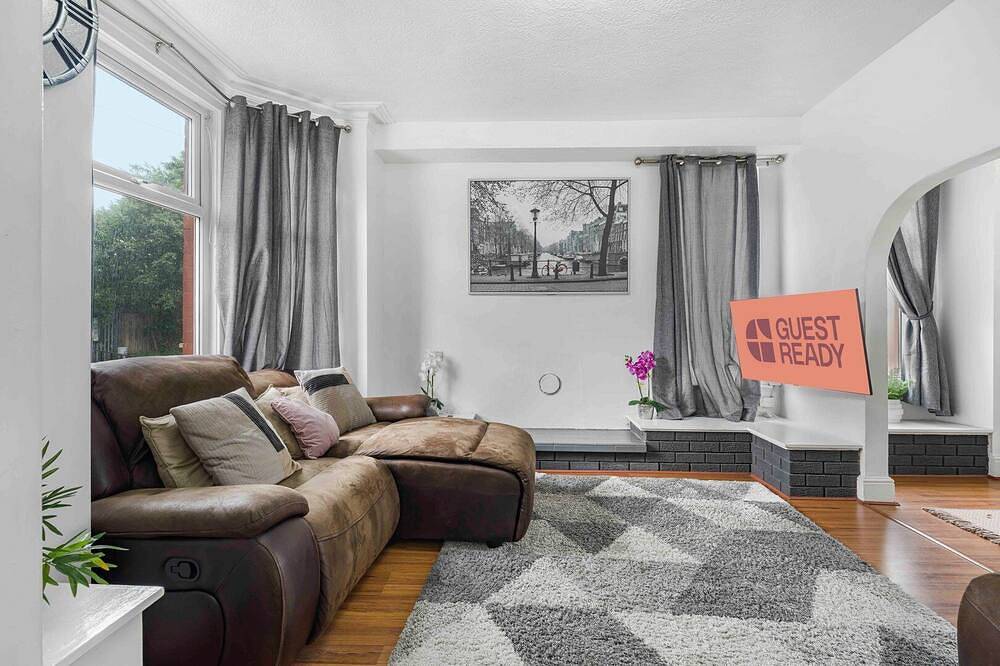 Guestready Essential - Cosy in Vibrant Levenshulme in Manchester, Greater Manchester
