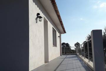 Cottage pour 9 personnes, avec jardin et terrasse dans Plage de Vardiola