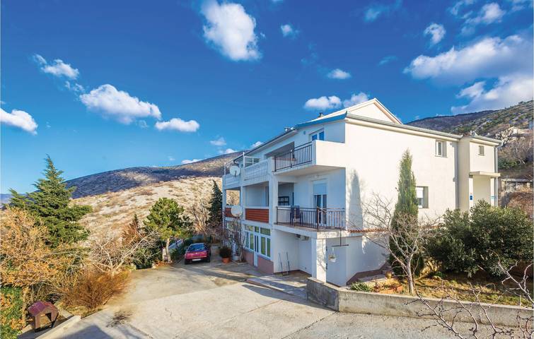 Ferienwohnung für 4 Personen, mit Garten in Senj - 2