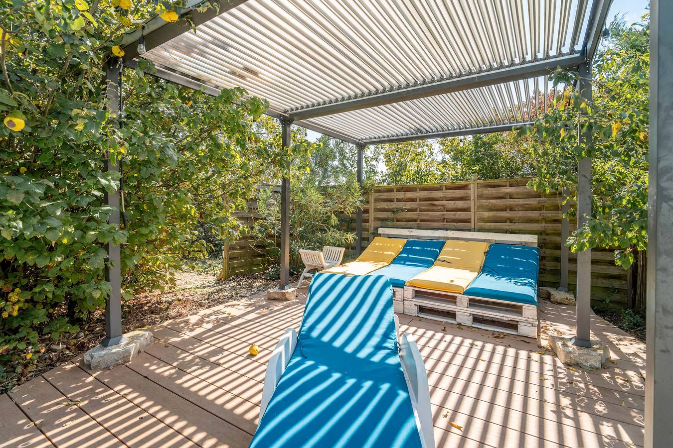 Mas con piscina y naturaleza, en plena tranquilidad a pocos minutos de Carcasona in Villeneuve-lès-Montréal, Región de Carcassonne