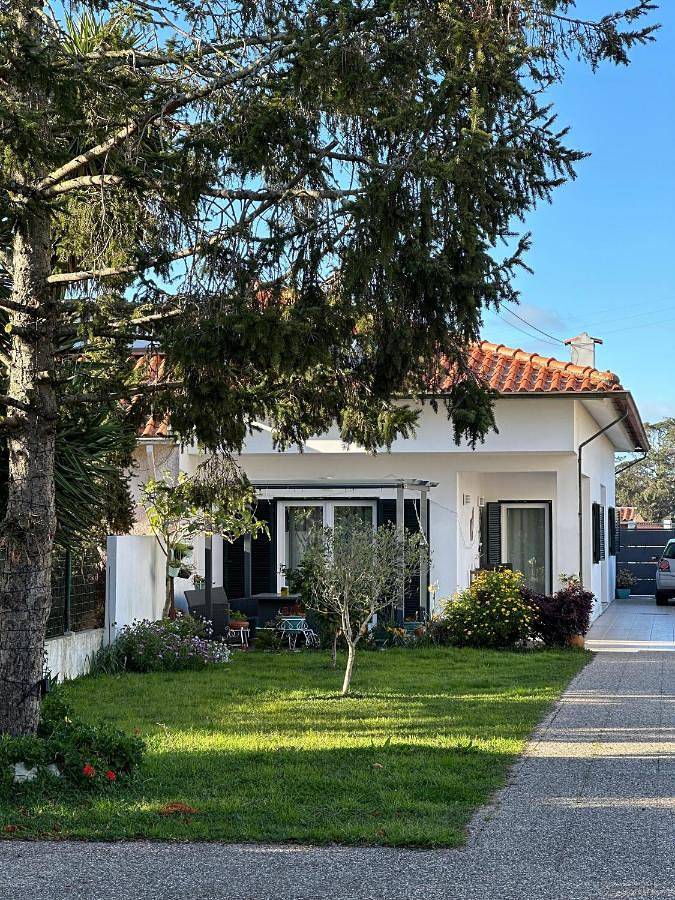 Ferienhaus für 5 Personen, mit Balkon und Terrasse sowie Garten und Ausblick in Aveiro